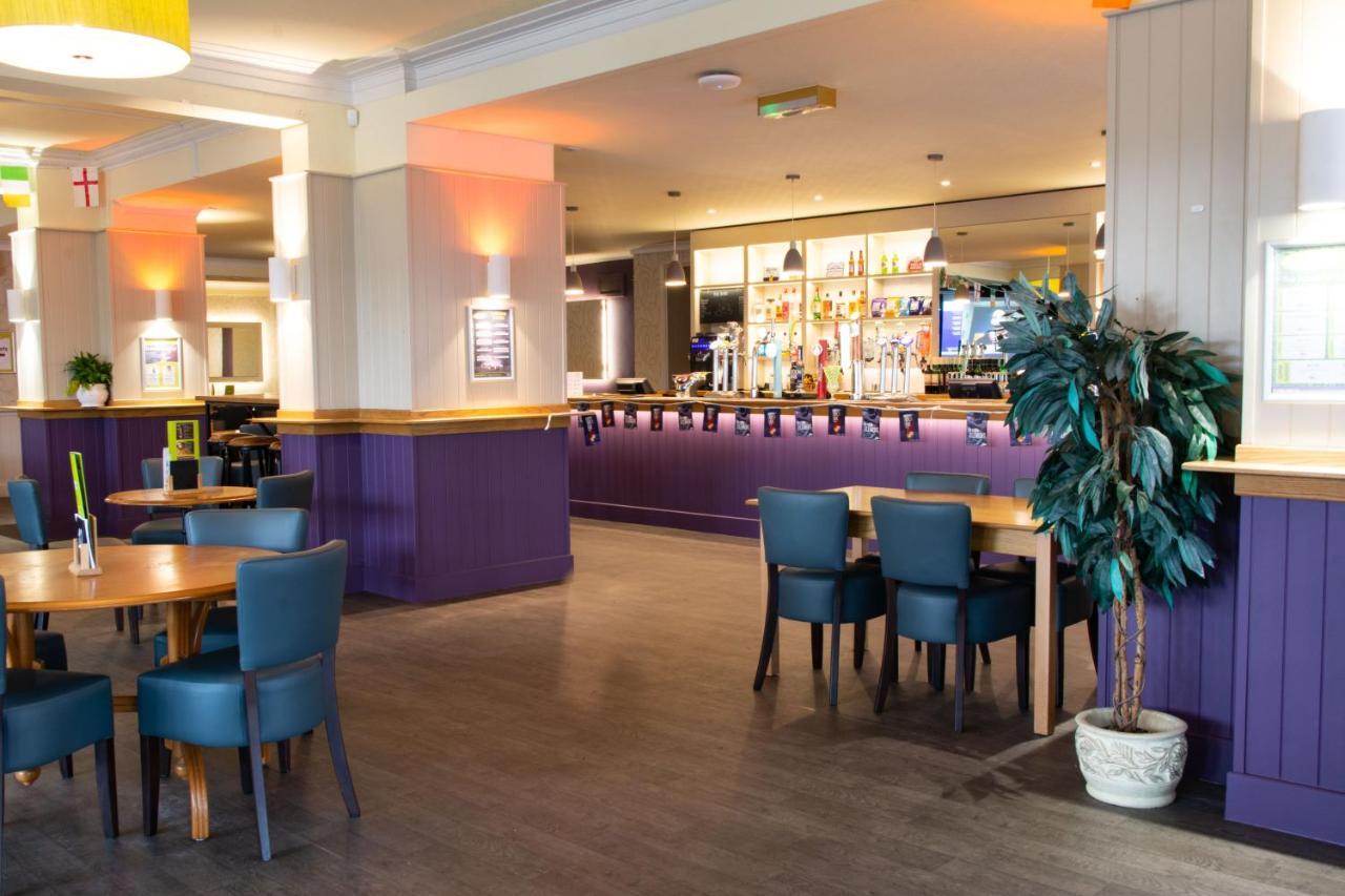 Tlh Carlton Hotel And Spa - Tlh Leisure And Entertainment Resort Torquay Exterior photo