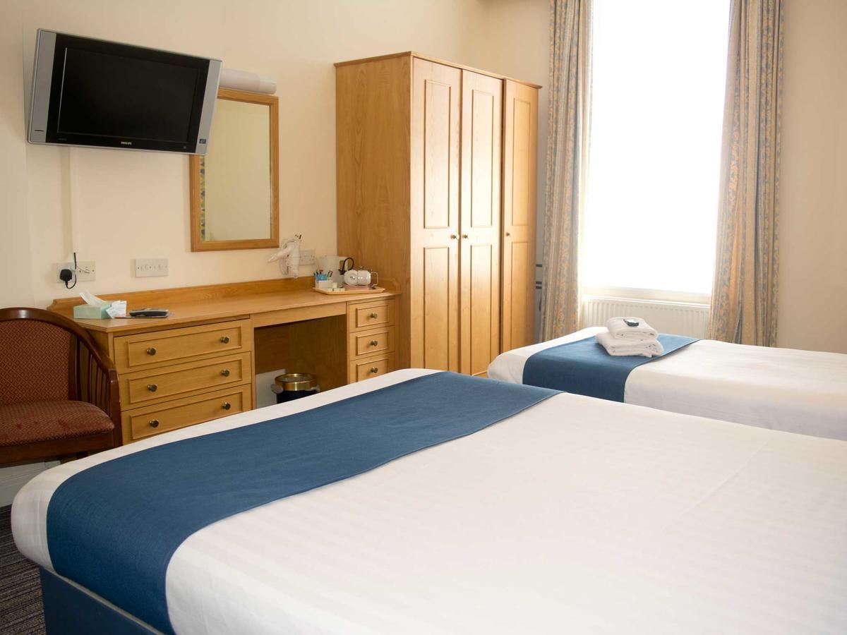 Tlh Carlton Hotel And Spa - Tlh Leisure And Entertainment Resort Torquay Exterior photo