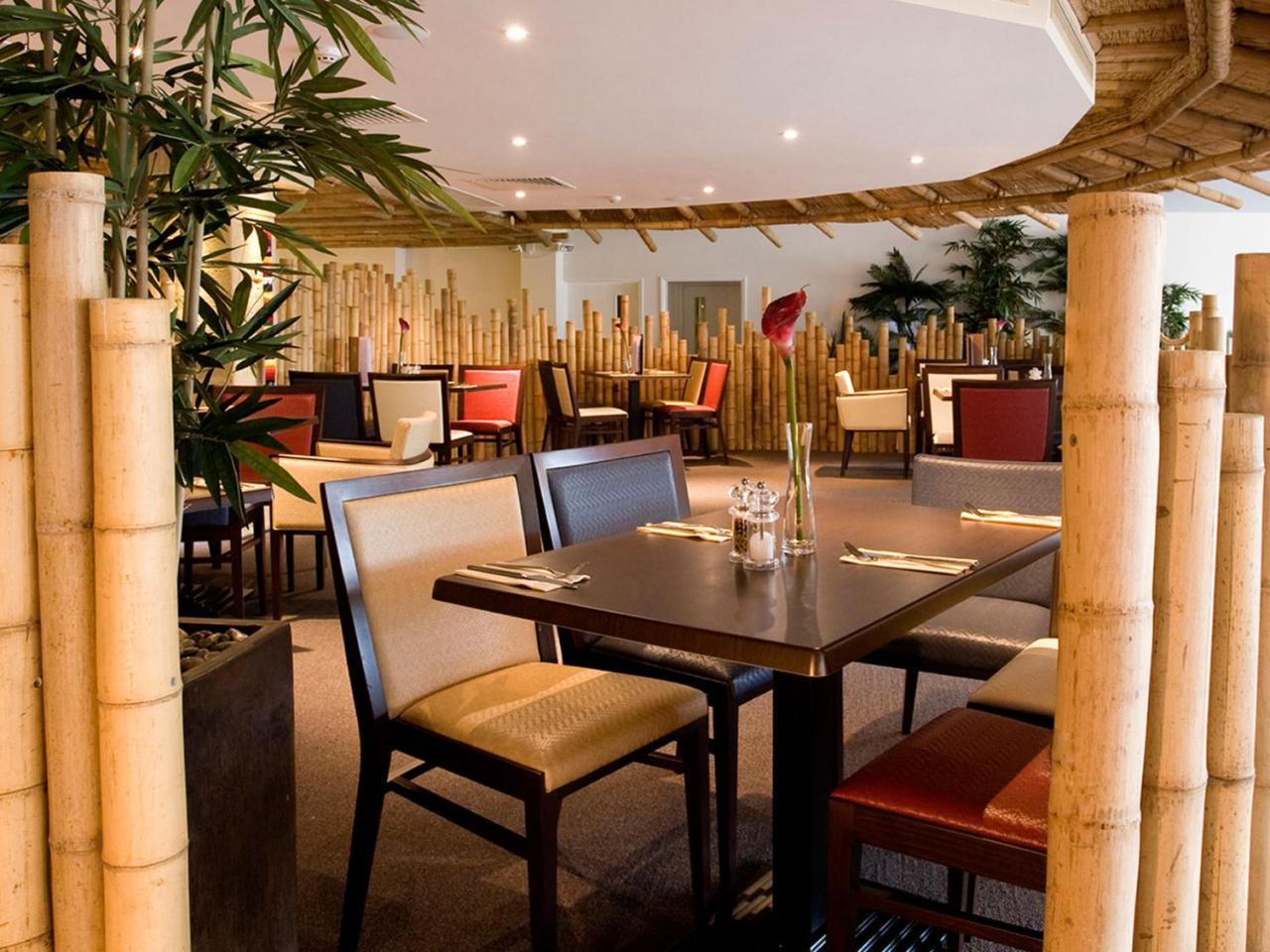 Tlh Carlton Hotel And Spa - Tlh Leisure And Entertainment Resort Torquay Exterior photo